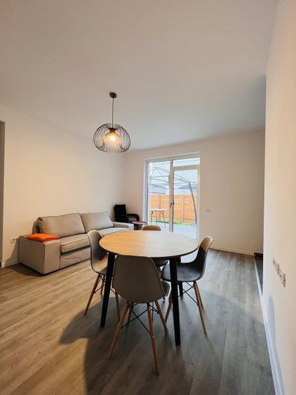 Apartament cu 2 camere decomandat în Lipovei