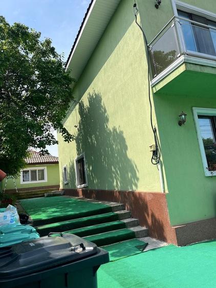 Casă cu 4 camere în Hârșova