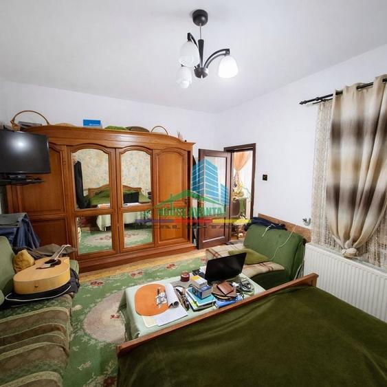 Casă cu 5 camere cu Teren 880 Mp în Ultracentral