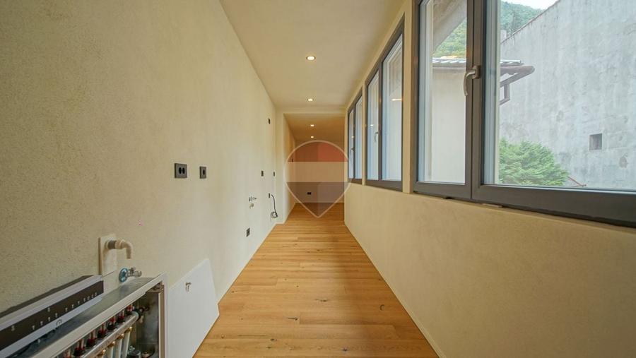 Apartament cu 3 camere decomandat în Centrul Istoric