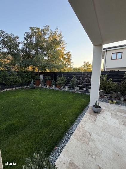 Casă cu 4 camere în Luna