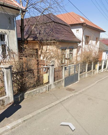 Casă individuală cu 3 camere cu Canalizare în Gruia