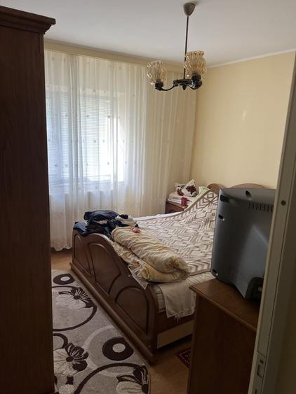 Apartament cu 2 camere decomandat, mobilat în C5