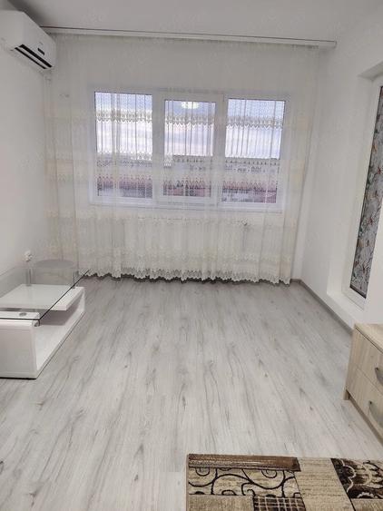 Garsonieră decomandată în Ozana