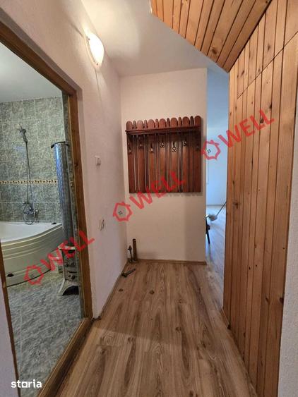 Casă cu 5 camere cu Teren 1083 Mp în Ghelința