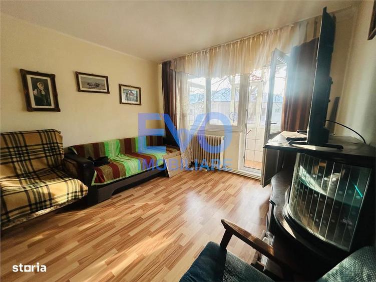 Apartament cu 2 camere semidecomandat în Podu Roș — fotografia 3