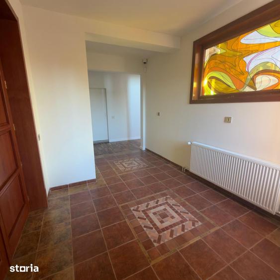 Spațiu comercial, de 309 mp, în Central