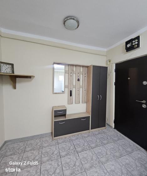 Apartament cu 2 camere semidecomandat în Nufărul