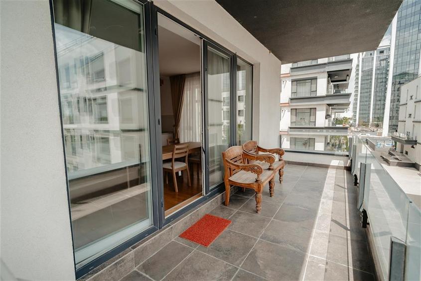 Apartament cu 4 camere decomandat, mobilat în Floreasca