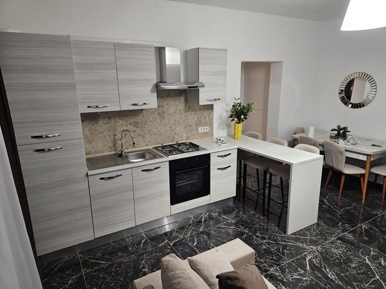 Apartament cu 3 camere decomandat în UTA
