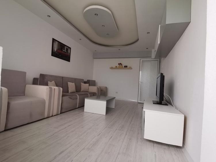Apartament cu 2 camere circular, mobilat în Tomis II