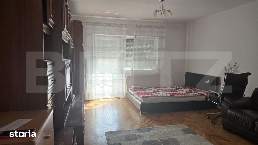 Apartament cu 2 camere în Micro 17