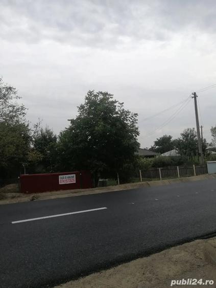 Casă cu 4 camere în Dersca
