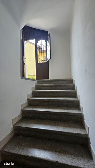 Apartament cu 4 camere în Dorobanți