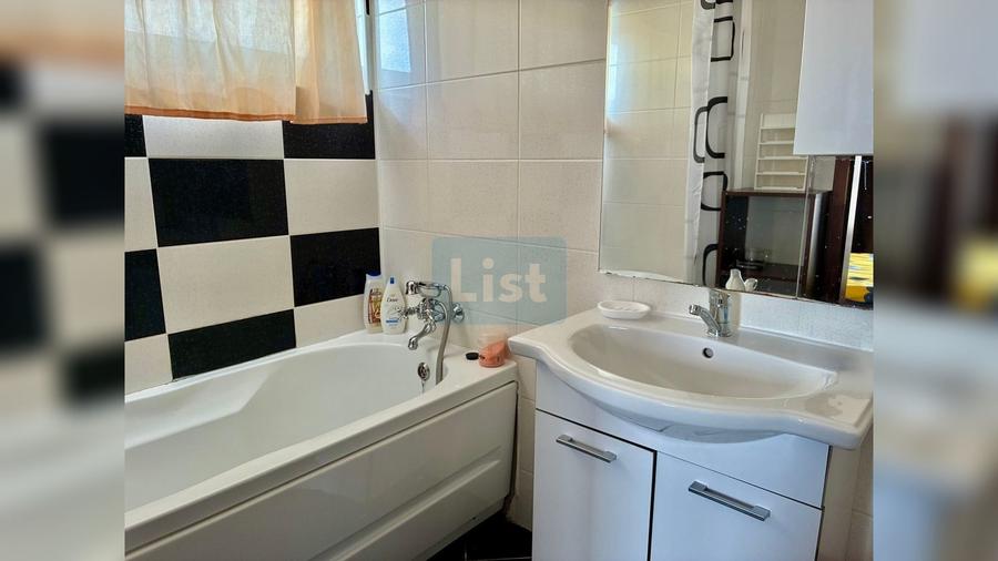 Apartament cu 3 camere semidecomandat, mobilat în Zorilor