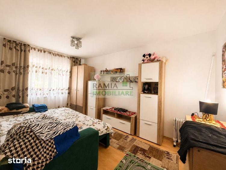 Apartament cu 2 camere decomandat în Noua