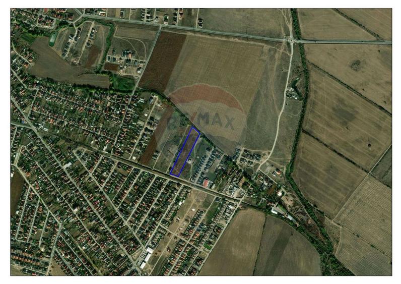 Teren de 11870 mp, în Sântandrei