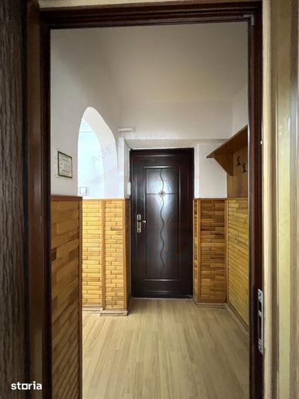 Apartament cu 3 camere decomandat în Micro 13