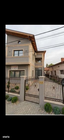 Casă cu 6 camere cu Teren 120 Mp în Central