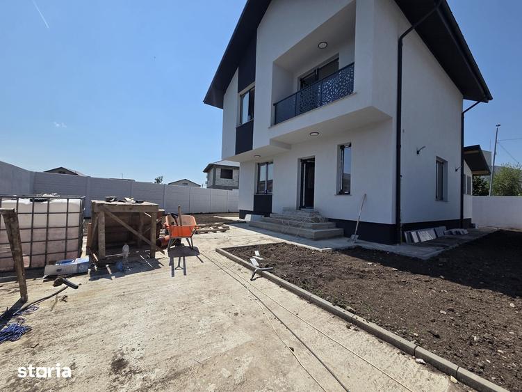 Casă cu 4 camere cu Teren 300 Mp în Cornetu