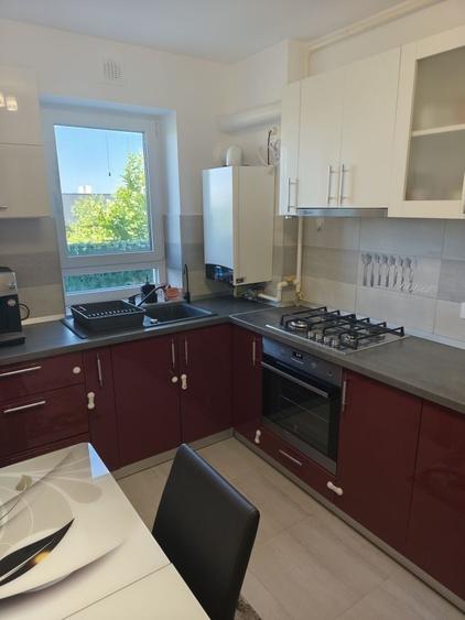 Apartament cu 2 camere decomandat în Exterior Vest