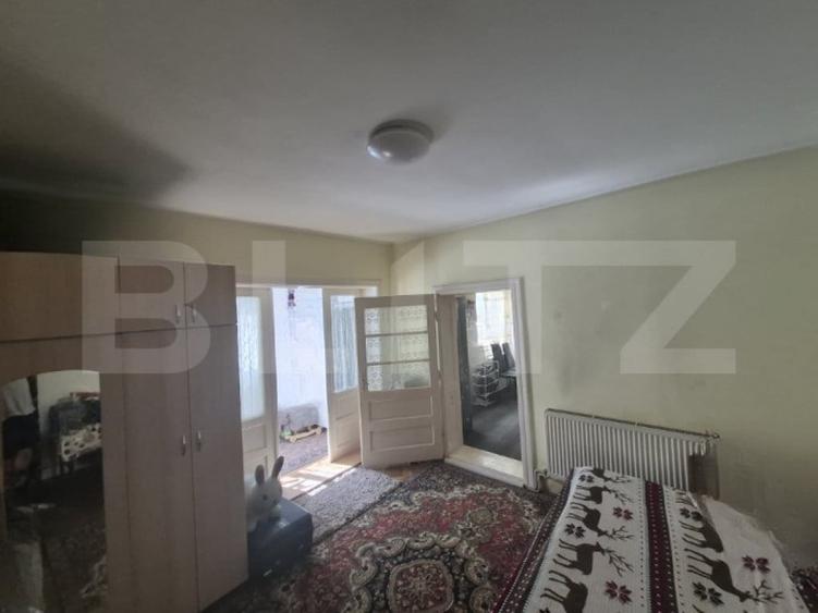 Casă cu 3 camere cu Teren 677 Mp în Central