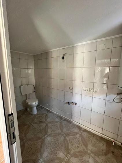 Casă cu 3 camere cu Teren 200 Mp în Carașova
