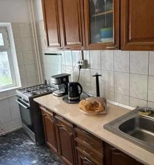 Apartament cu 4 camere decomandat, mobilat în Timpuri Noi