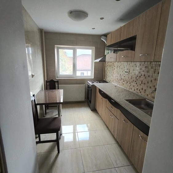 Apartament cu 2 camere semidecomandat în Iancului