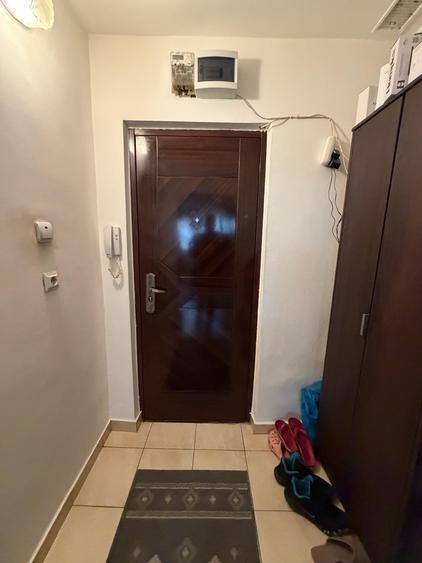 Garsonieră decomandată în Aurel Vlaicu