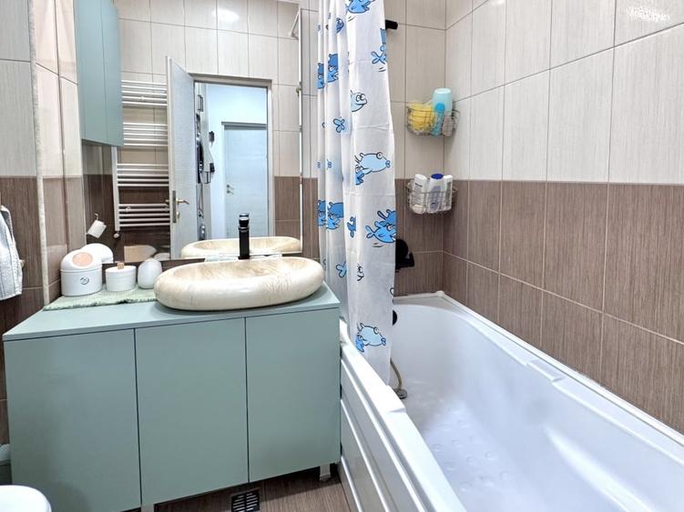 Apartament cu 2 camere decomandat, mobilat în Primo