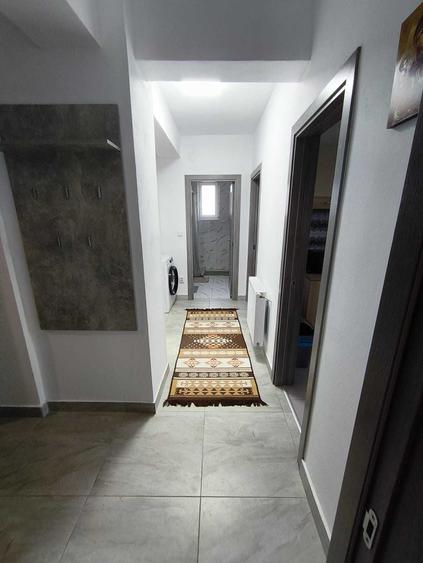 Apartament cu 2 camere decomandat în Exterior Vest