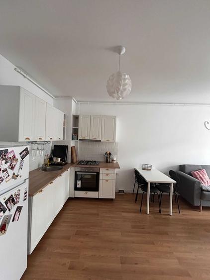 Apartament cu 2 camere decomandat în Torontalului
