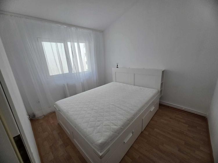 Apartament cu 2 camere semidecomandat în Runcu