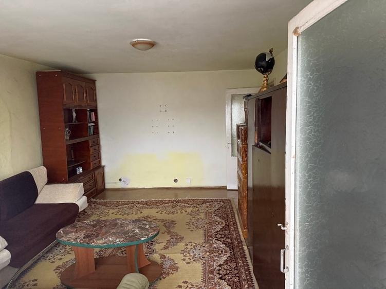 Apartament cu 4 camere decomandat în Agigea