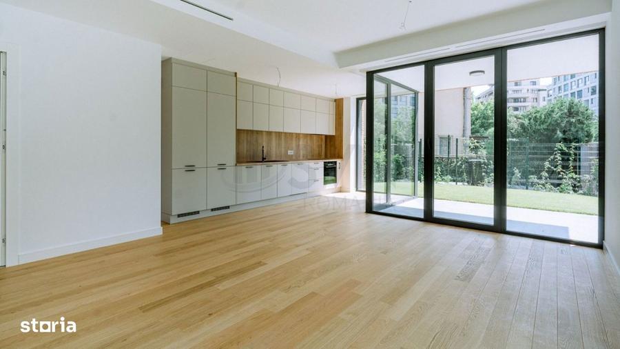 Apartament cu 4 camere în Central