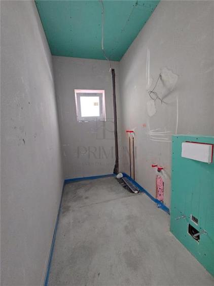Duplex cu 4 camere cu Canalizare în Moșnița Nouă