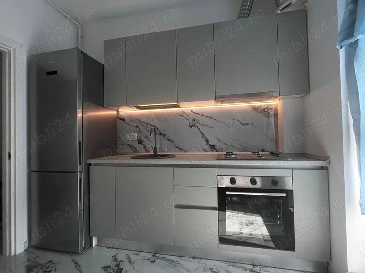 Apartament cu 2 camere decomandat în Giroc