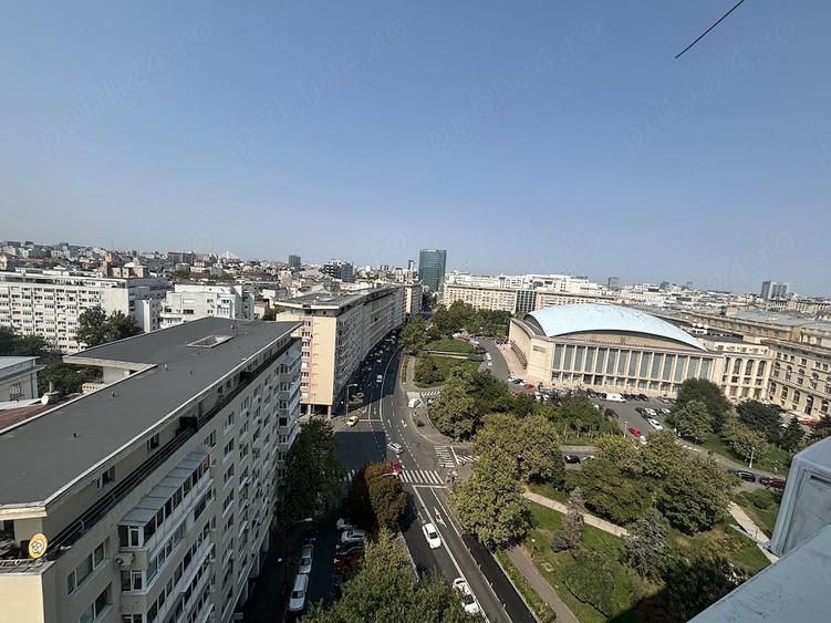 Apartament cu 3 camere decomandat în Tineretului