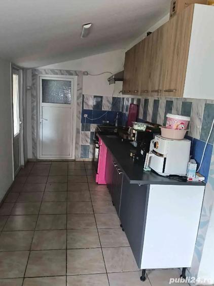 Casă cu 3 camere cu Teren 1300 Mp în Grindu