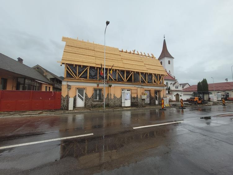Casă cu 4 camere în Central