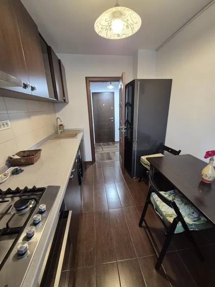 Apartament cu 2 camere decomandat, mobilat în Turda