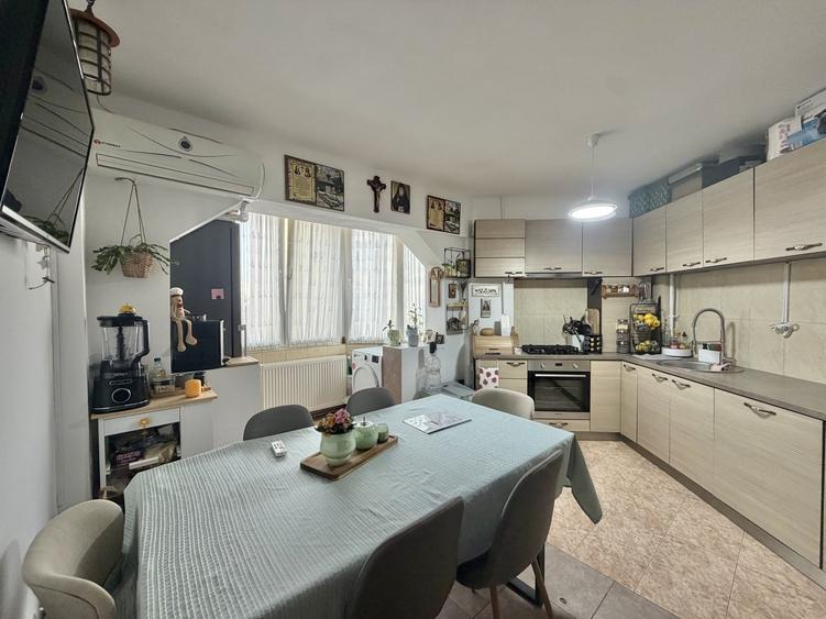 Apartament cu 2 camere decomandat, mobilat în Dâmbovița