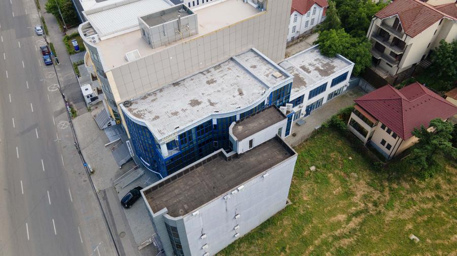 Spațiu comercial, de 1,200 mp, în Ultracentral