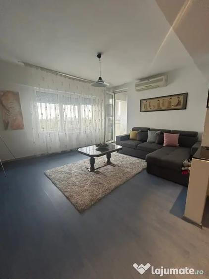 Apartament cu 5 camere decomandat în Ultracentral