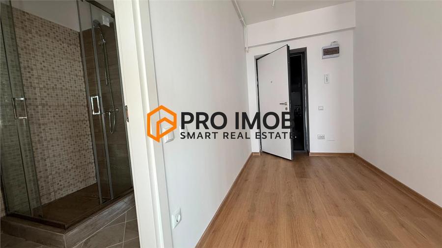 Apartament cu 3 camere decomandat în Obor