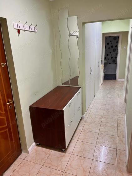Apartament cu 3 camere decomandat, mobilat în Morarilor