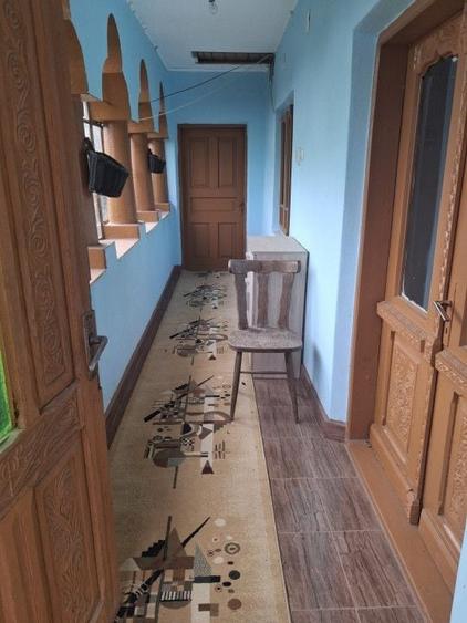 Casă individuală cu 4 camere cu Canalizare în Boroșteni