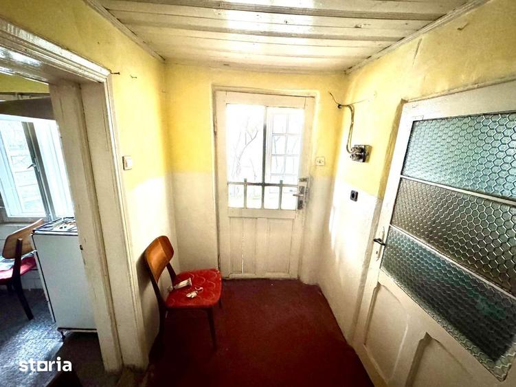 Casă cu 2 camere cu Teren 160 Mp în Central