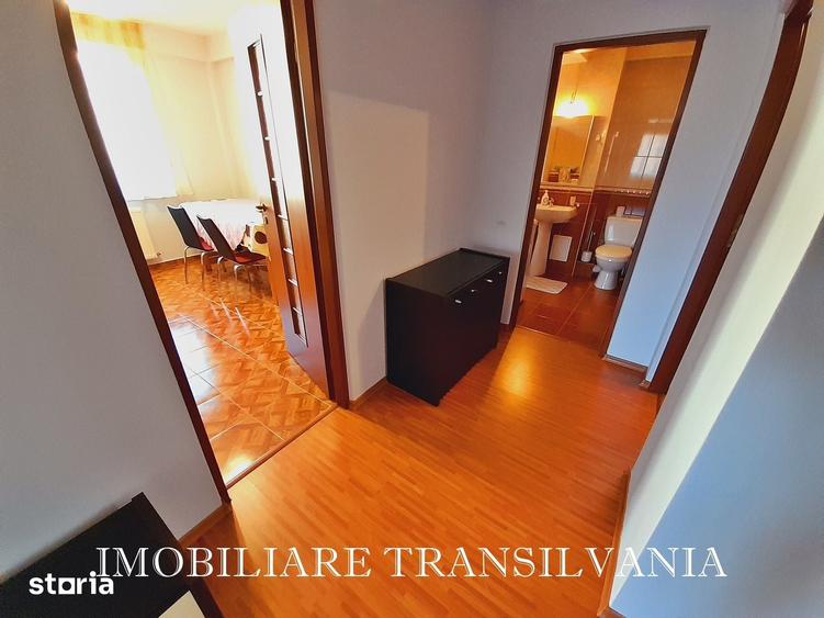 Ap. 2 cam. et.1 - Calea Moldovei, parcare. - 11